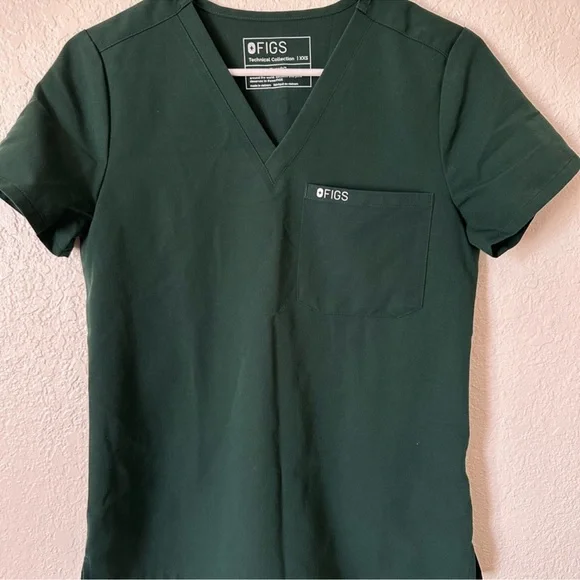 FIGS British Racing Green Scrub set - Picture 2 of 8